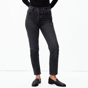 Everlane 90s Cheeky Jean in Washed Black